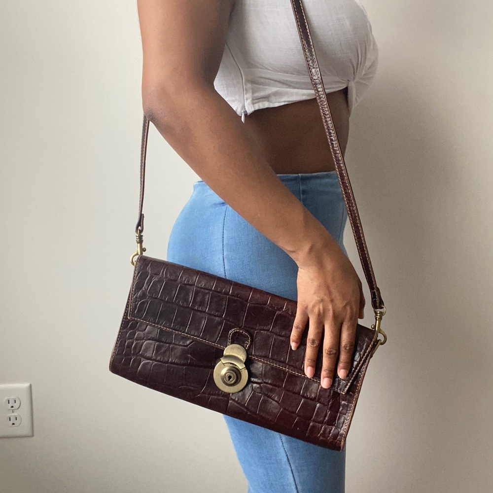 MICHEAL ROME LEATHER PURSE